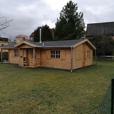 Adler Sommerhaus 公寓