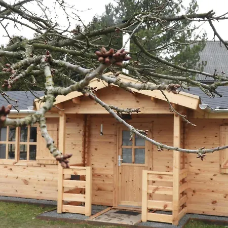 Adler Sommerhaus 公寓 *